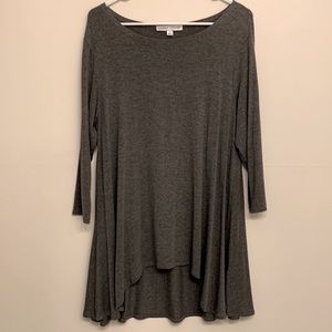 Larry Levine 3/4 sleeve Grey tunic